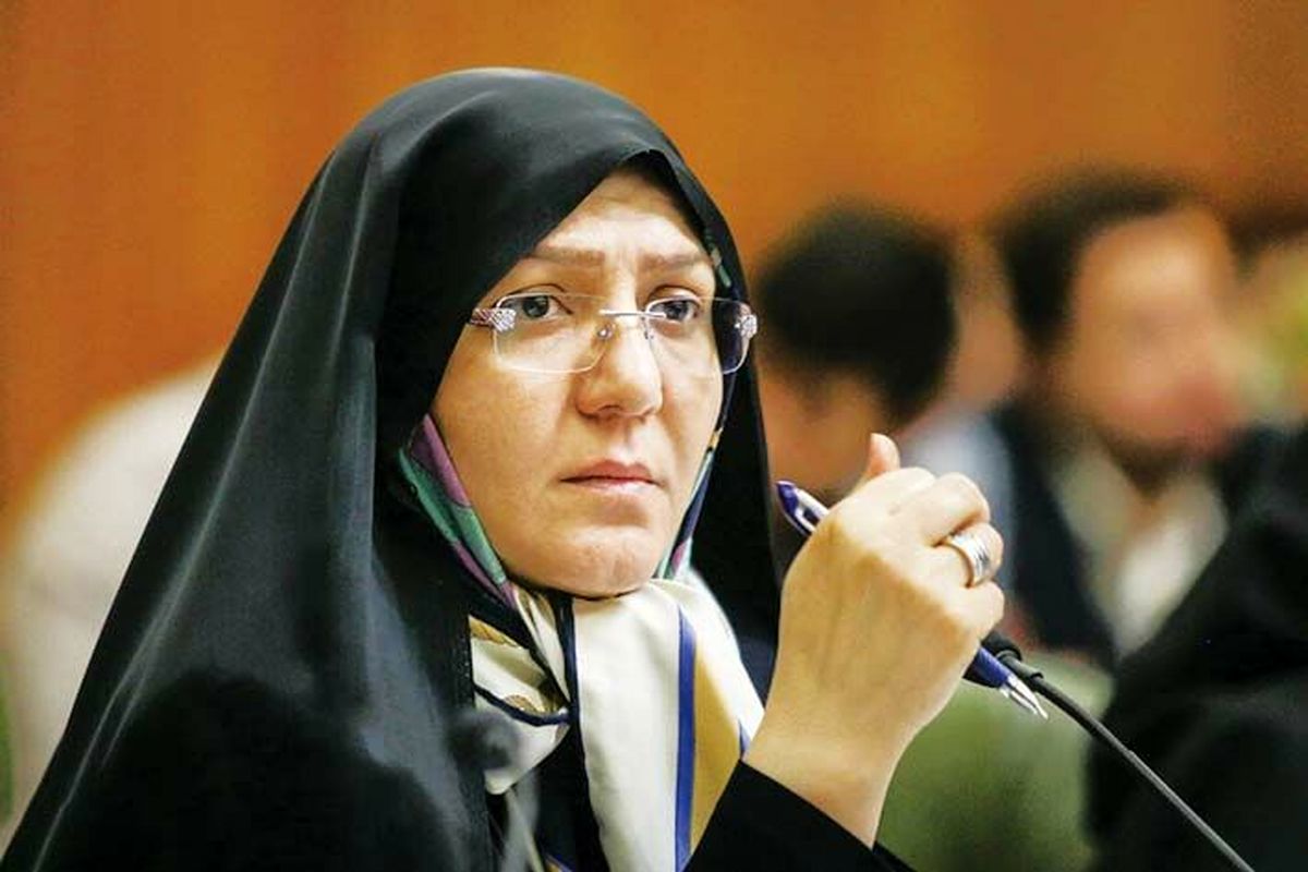 واکنش مدیریت شهری به فیلم تفکیک ماسکهای مصرف شده از بین زبالهها