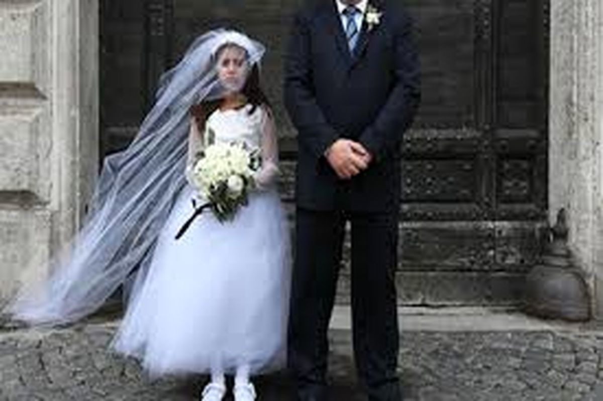ازدواج دختر 12 ساله با مرد 45 ساله در ازای پول