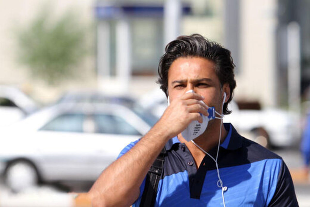 لبخند به لب فرهاد برگشت