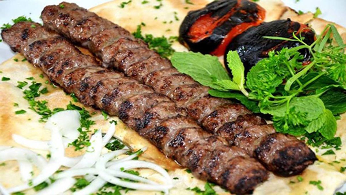 فوتوفنهای تهیه کباب کوبیده و راز نریختن از روی سیخ