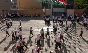 اجبار در تهیه لباس فرم دانش‌آموزان منع قانونی دارد