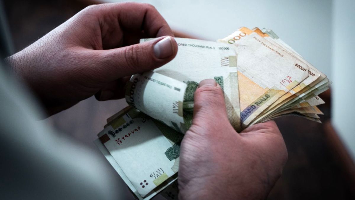 آیا حق مسکن ۳۰۰ هزار تومانی به حقوق تیرماه کارگران میرسد؟