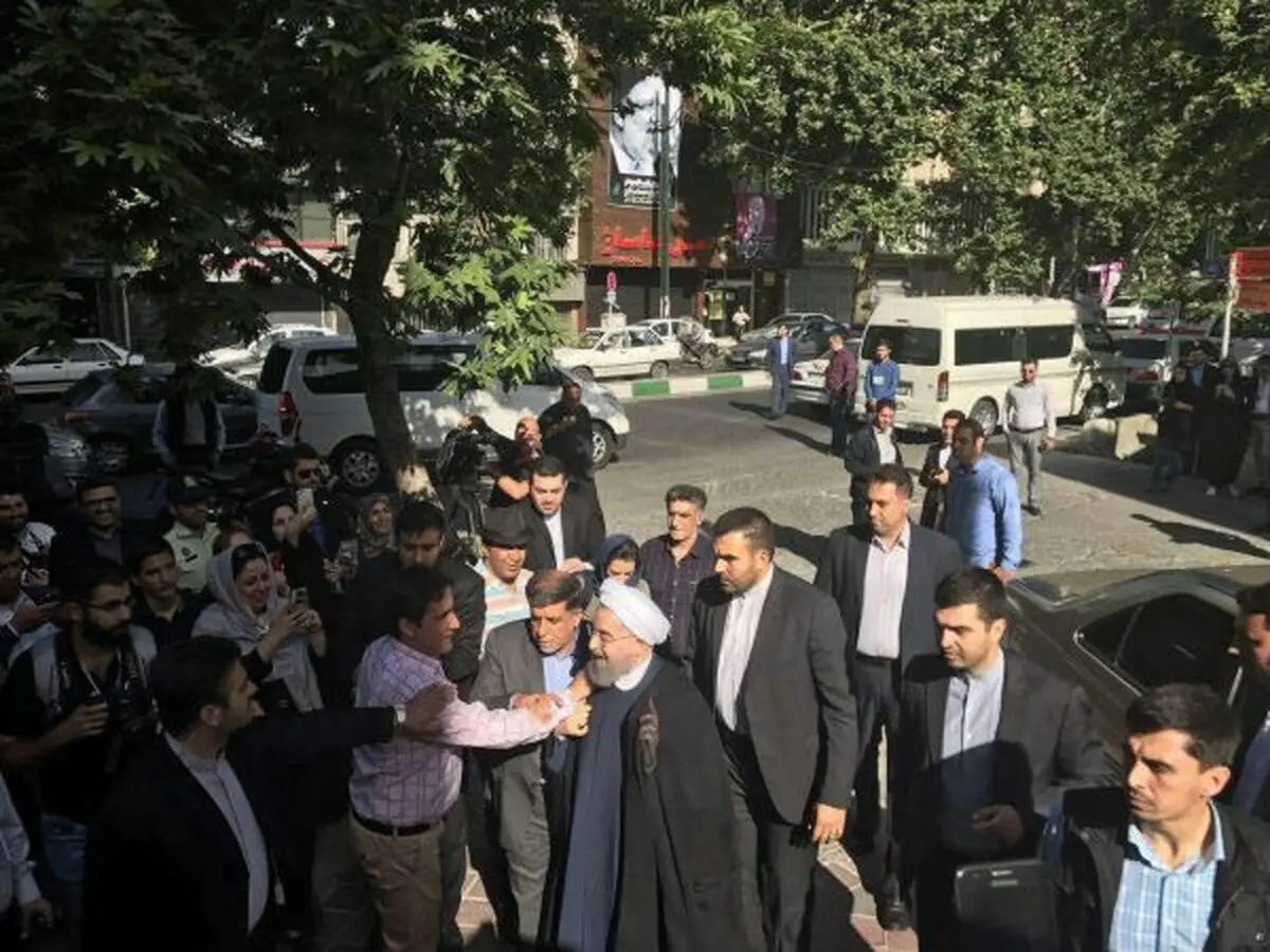 حضور حسن روحانی در حسینیه ارشاد / فیلم و عکس