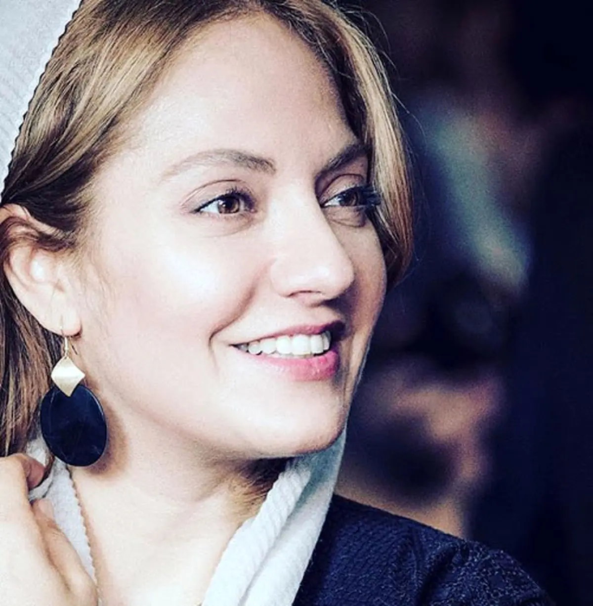 انتقاد تند مهناز افشار از رفتار شبکه ایران‌ اینترنشنال: از مردم ایران عذرخواهی کنید