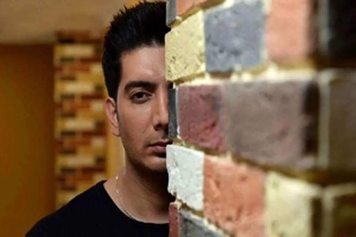 ببینید| فرزاد فرزين از نقش بهرام در مانکن می‌گوید