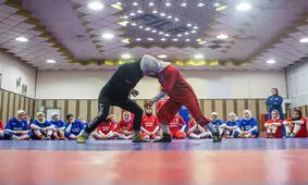 کشتی بانوان استان یزد ارتقاء می یابد