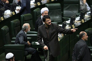 ماجرای جنجالی نامه بذرپاش؛ آیا سابقه فعالیت مشاور سابق احمدی نژاد جعلی است؟ / تکرار پدیده کُردانیسم، این‌بار در مجلس انقلابی