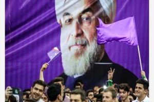 جشن پیروزی ستاد روحانی در مشهد