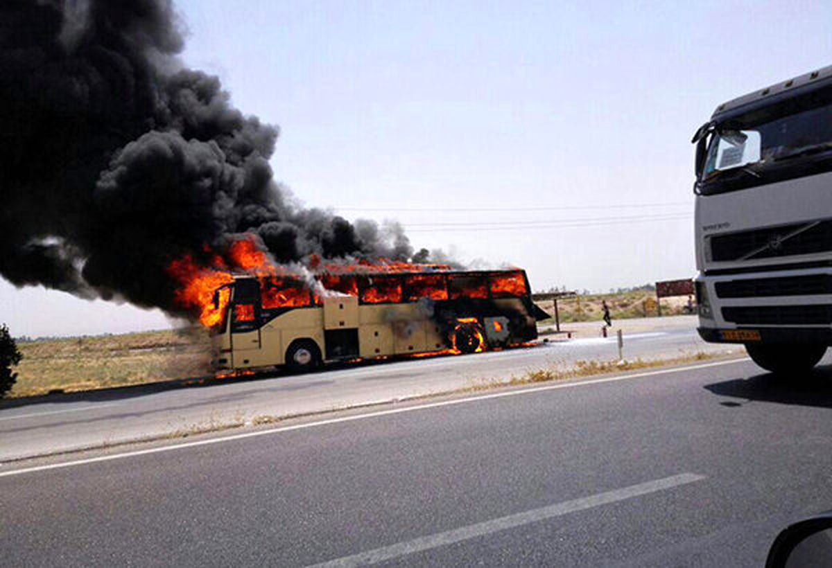 آتش‌گرفتن اتوبوس در محور فومن - سراوان