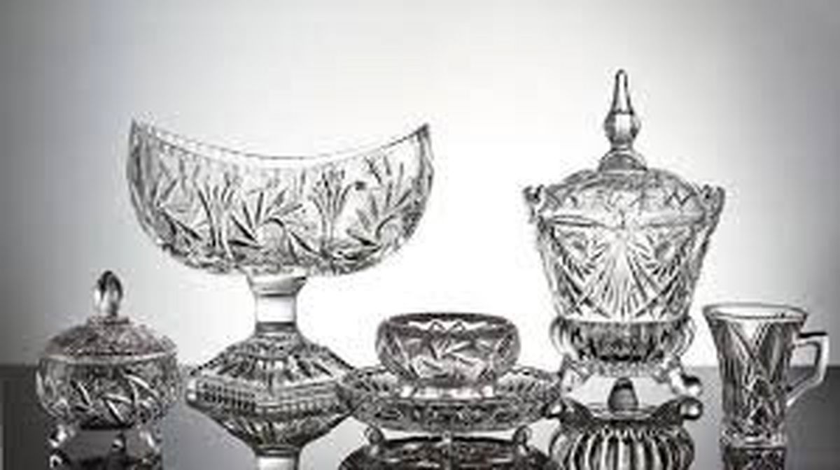 کشف محموله ظروف شیشه‌ای قاچاق و جریمه متخلف در بوشهر
