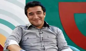 پرسپولیس مثل بایرن و یووه دست‌نیافتنی می‌شود/ نسبت دادن قهرمانی به وزیر، بی‌عدالتی است