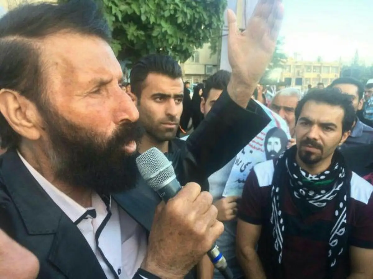 دستفروشی که برنده رقابت شورای شهر شد/پیش از کاندید شدن،پس از کاندید شدن