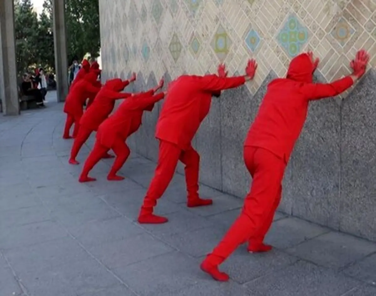 تئاترشهر یک سانتی‌متر جابه‌جا می‌شود