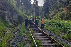 ۲ کشته و ۵۰ مجروح در حادثه تصادف قطار در پرتغال