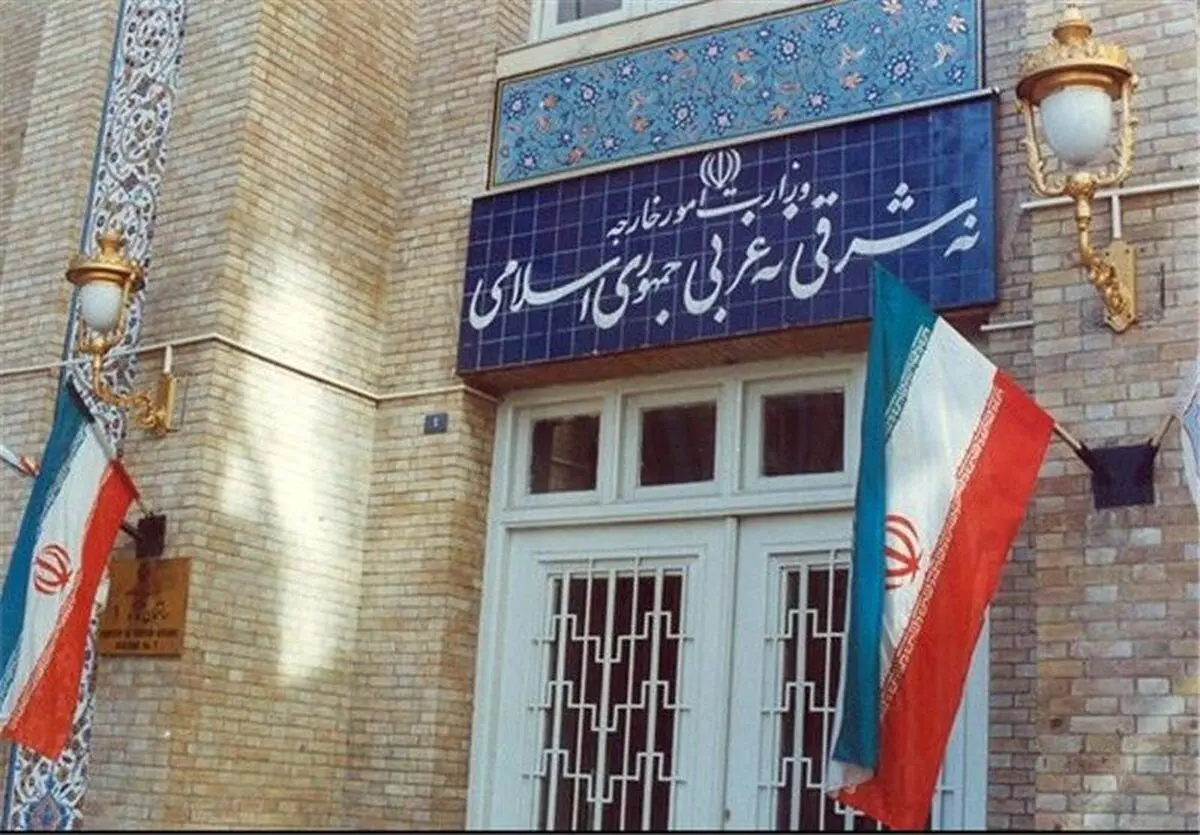 سه گزینه احتمالی تصدی سمت سخنگویی وزارت امور خارجه در حال بررسی هستند/ مهدی سنایی پیشنهاد سخنگویی را نپذیرفته است