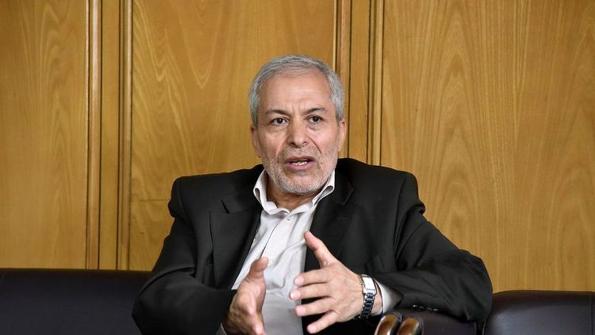 میخواهم واکنش قالیباف به اسنادم درباره تخلفات شهرداری در دوران ریاستش را ببینم