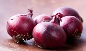 مسمومیت با پیاز قرمز در ۳۱ ایالت آمریکا!