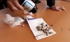 فروش سنگ‌ریزه به جای قرص و دارو به خبرنگار صداوسیما! / ویدئو