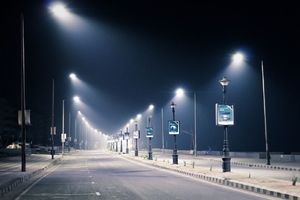 نقش نور آبی چراغ‌های خیابان در ابتلا به سرطان روده بزرگ