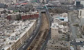 زیرگذر استاد معین بسته شد