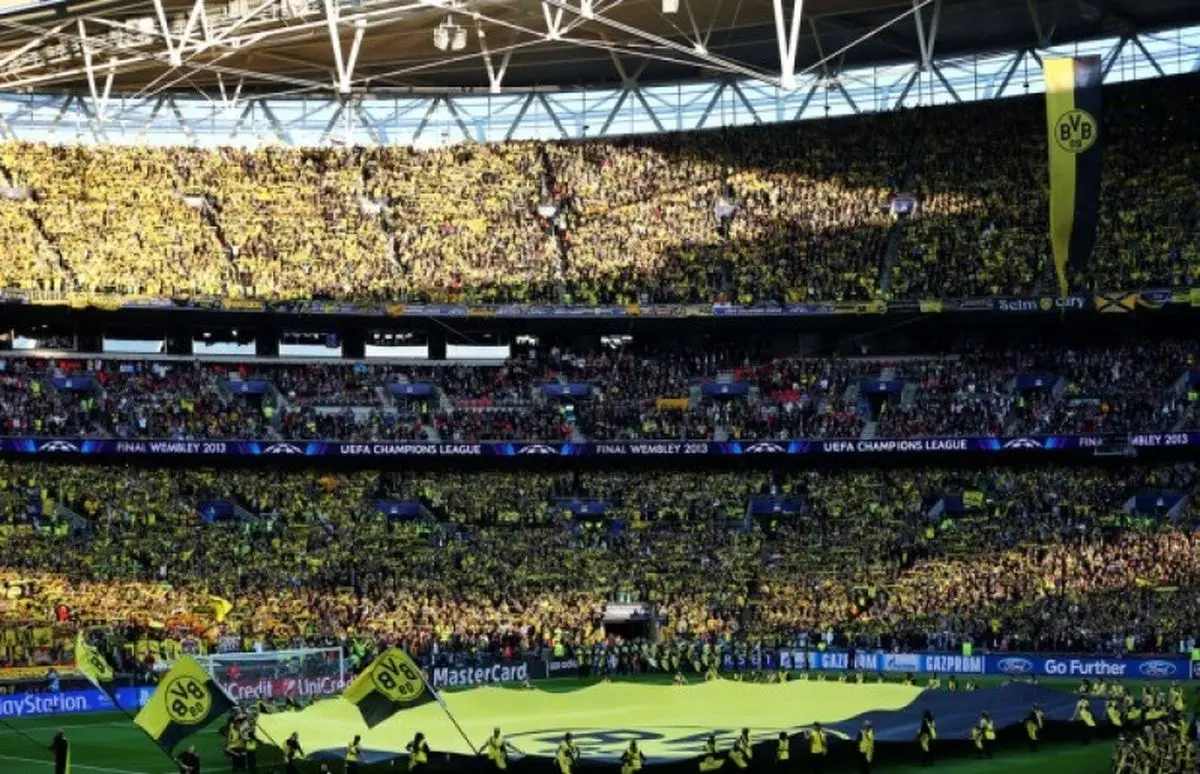 درخواست "مرکل" برای حضور هواداران آلمانی در ورزشگاه‌ها