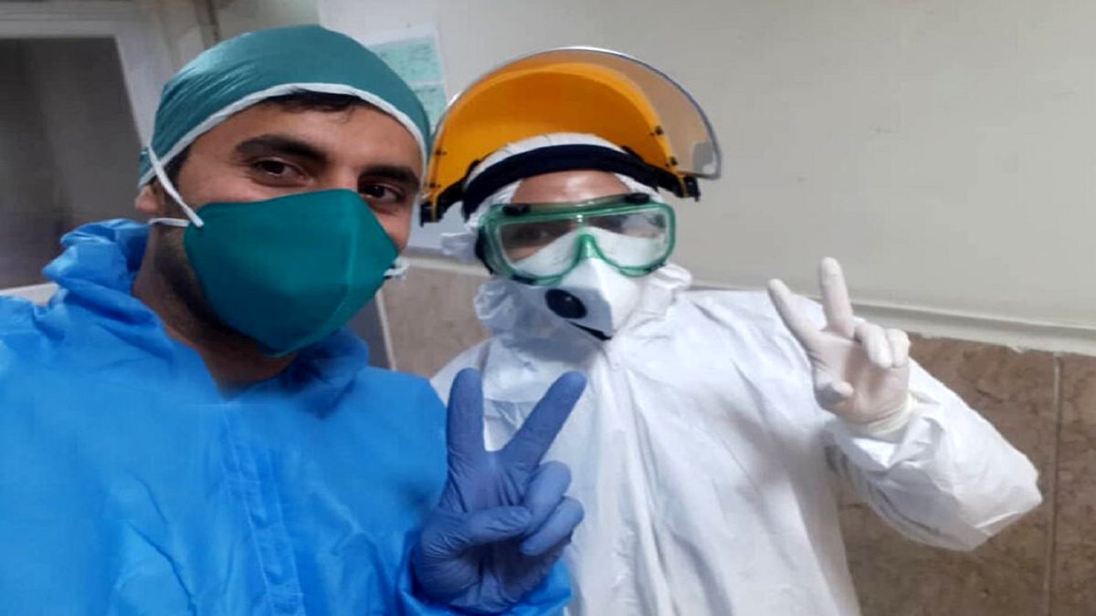 ماجرای دست به جیب شدن زوج پزشک برای زنده ماندن بیمار کرونایی
