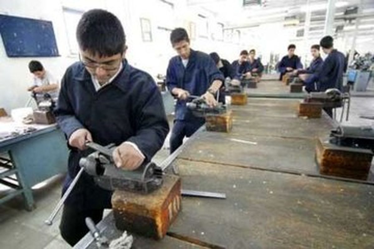۵۰ آموزشگاه استان مازندران مجوز آموزشهای فنی و مهارتی دریافت کردند