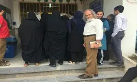 مصطفی ملکیان در صف رای گیری