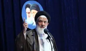 خطبه جنجالی امام جمعه پردیسان قم درباره انتخابات بعدی ریاست جمهوری / فیلم