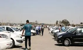 کاهش قیمت دلار، بازار خودرو را راکد کرد