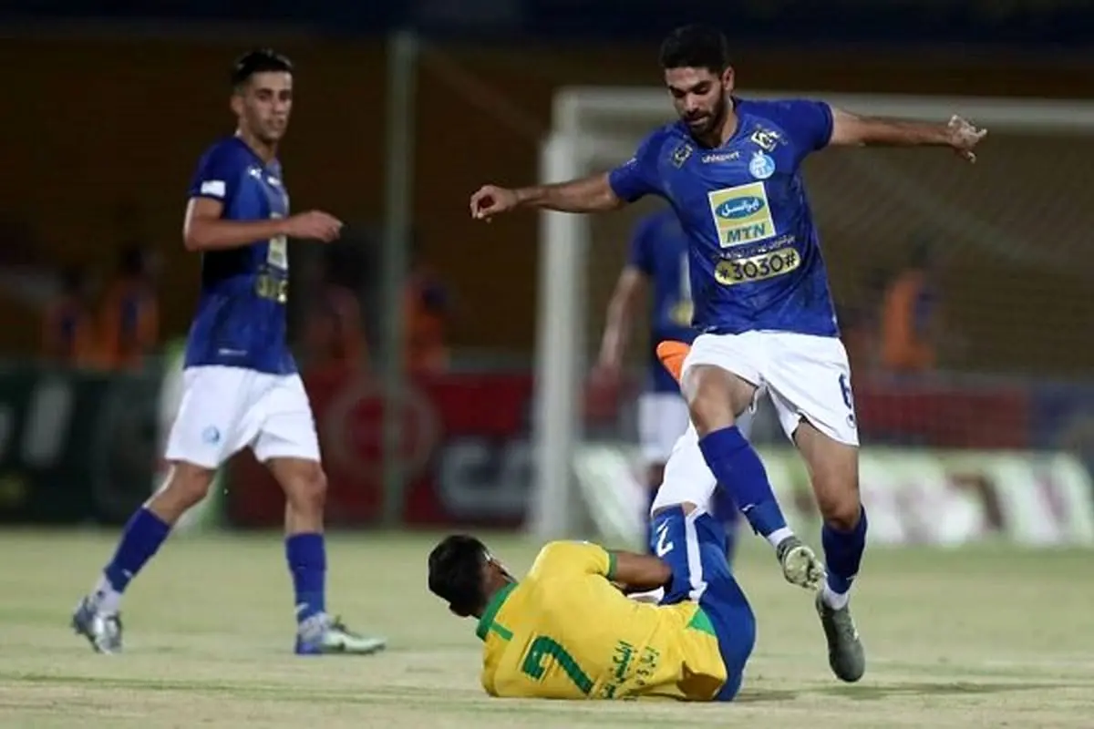 عکسی که دردسر ساز شد/ ستاره استقلال سودای جدایی در سر دارد