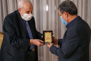دیدار سفیر فلسطین در تهران با احمدی‌نژاد / عکس