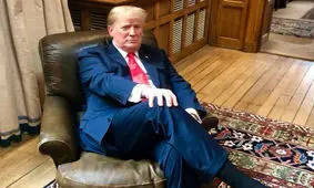 ترامپ از این صندلی جدا نمی‌شود!