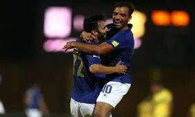 دست فرهاد مجیدی خالی بود/ نساجی سختکوش است