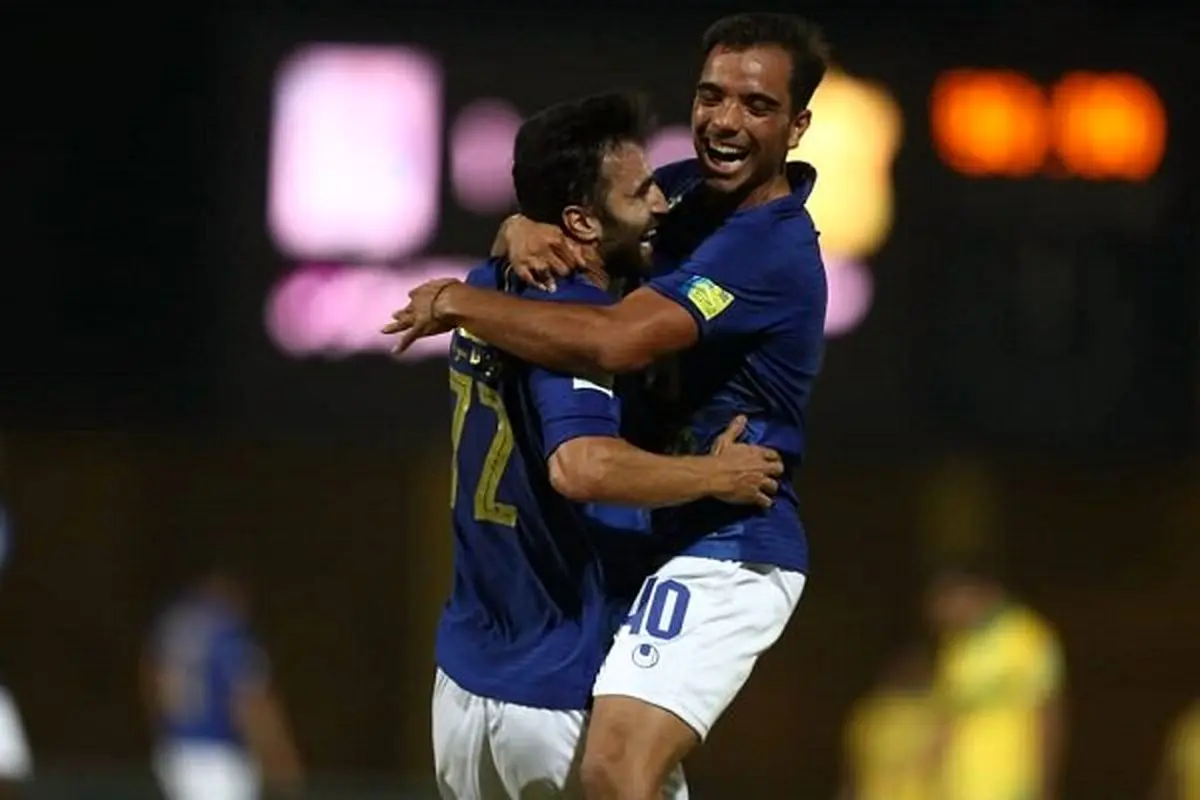 دست فرهاد مجیدی خالی بود/ نساجی سختکوش است