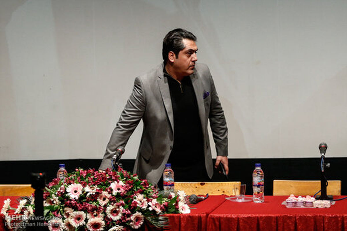 وقتی مانی رهنما به خاطر ترافیک جاده شمال از ایران میرود!