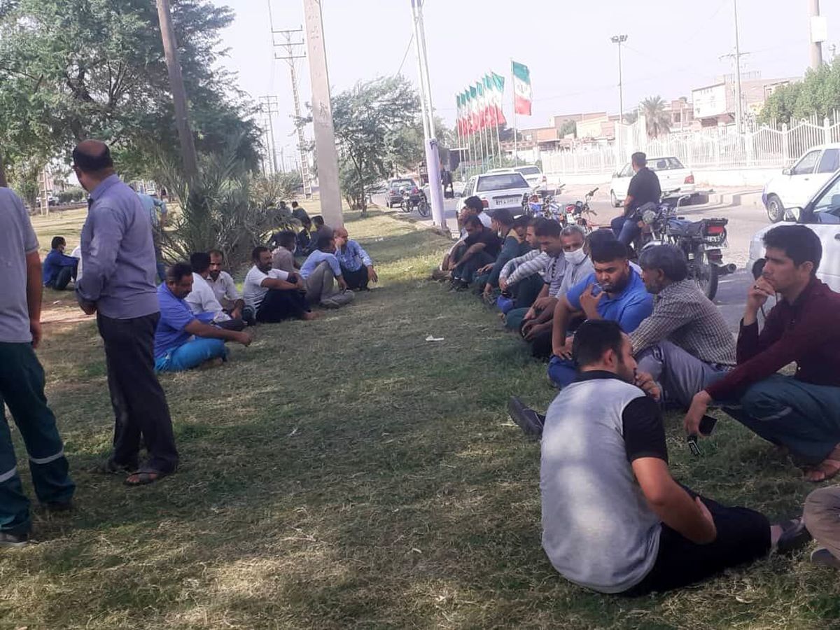 کارگران شهرداری کوتعبدالله از بیتوجهی مسئولان گله دارند