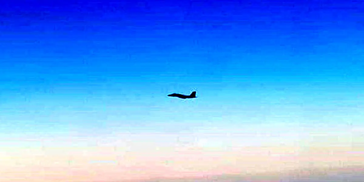 روایت مسافری از مزاحمت جنگنده آمریکایی