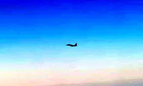 واشنگتن: آژیر تصادم هوایی در یکی از جنگنده‌ها فعال شده بود / احتمالاً خلبان هواپیمای مسافربری ایرانی نیز هشدار تصادم هوایی دریافت کرده باشد