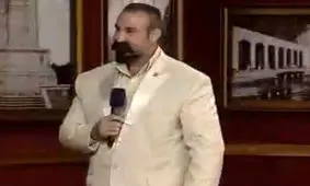 ببینید | ترس مهران مدیری از مرد قوی‌هیکل در برنامه دورهمی!