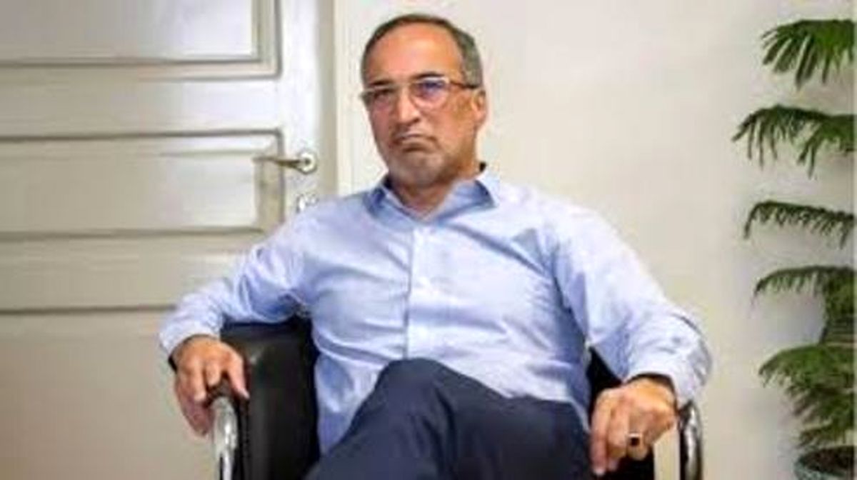 واعظ آشتیانی: حرفهای فائزه هاشمی تازگی نداشت/ اصلاح طلبان خوشخیال فکر میکنند با رابطه با آمریکا مملکت آباد میشود