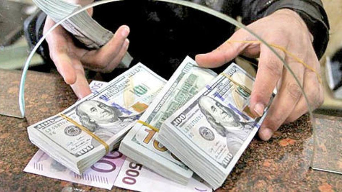 شناسایی و انهدام شبکه اخلالگر بازار ارز توسط وزارت اطلاعات