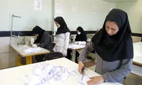 روزانه سه هزار ماسک در ایرانشهر تولید می‌شود