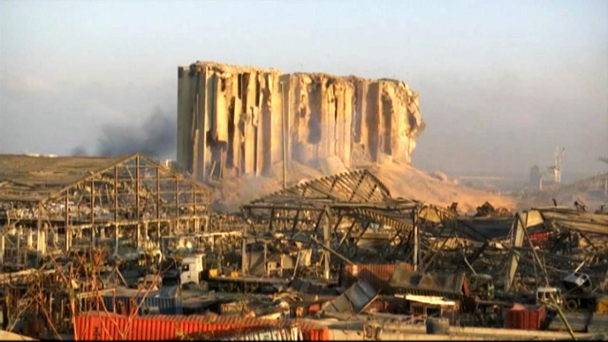 تصویری با جزئیات دقیق از سوله منهدم شده در انفجار دیروز بیروت