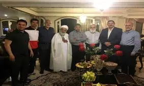 آشتی کنان یک روز بعد از کتک کاری در شورا