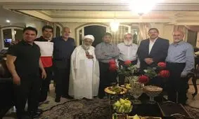 آشتی کنان یک روز بعد از کتک کاری در شورا
