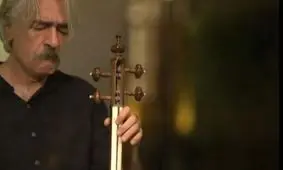 هنرنمایی کیهان کلهر موسیقی‌دان برجسته کشور در کنسرت «شهر خاموش»