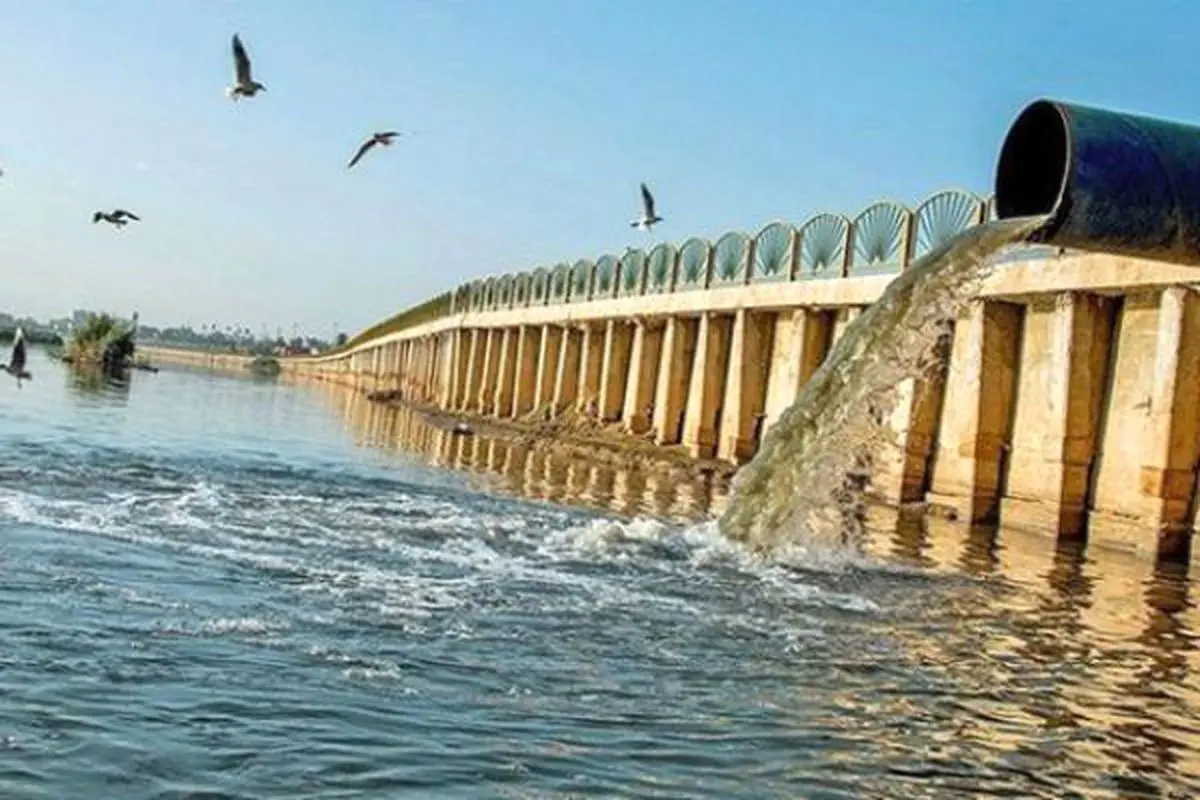 هشدار شبکه بهداشت؛ خطر شیوع بیماری‌های پوستی و “وبا” در کوی سیاحی اهواز