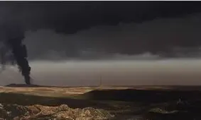 آتش‌سوزی در یک حلقه چاه نفت در جنوب موصل