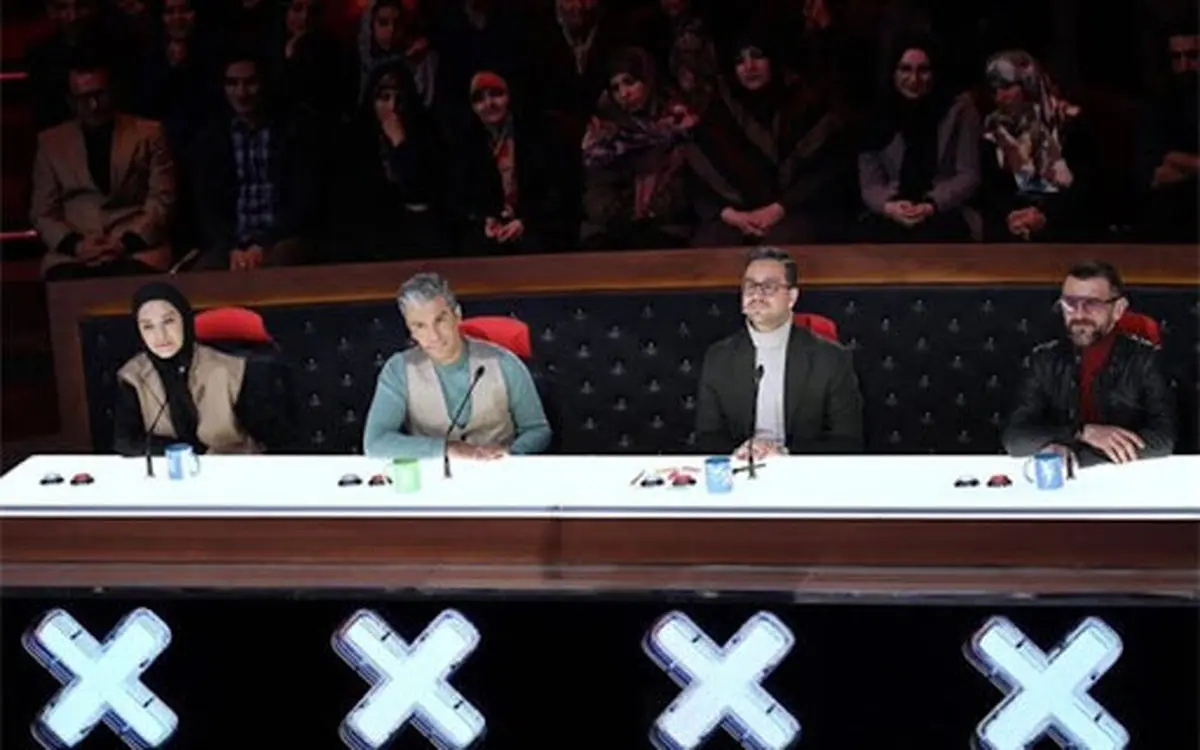 هدیه خاص خواننده «عصر جدید» به علیخانی که همه جا را پرسپولیسی کرد!